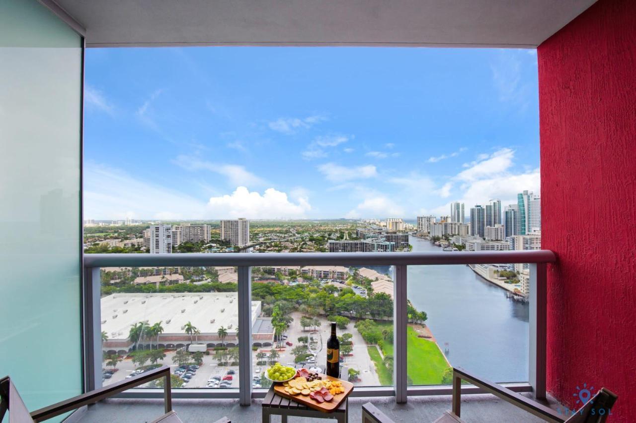 Upper Studio With Balcony,Pool And Gym, Near Beach 할렌데일비치 외부 사진