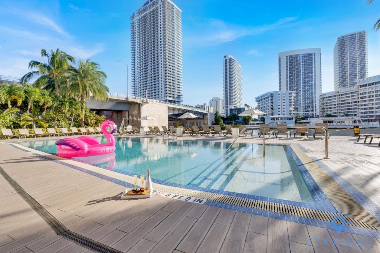 Upper Studio With Balcony,Pool And Gym, Near Beach 할렌데일비치 외부 사진