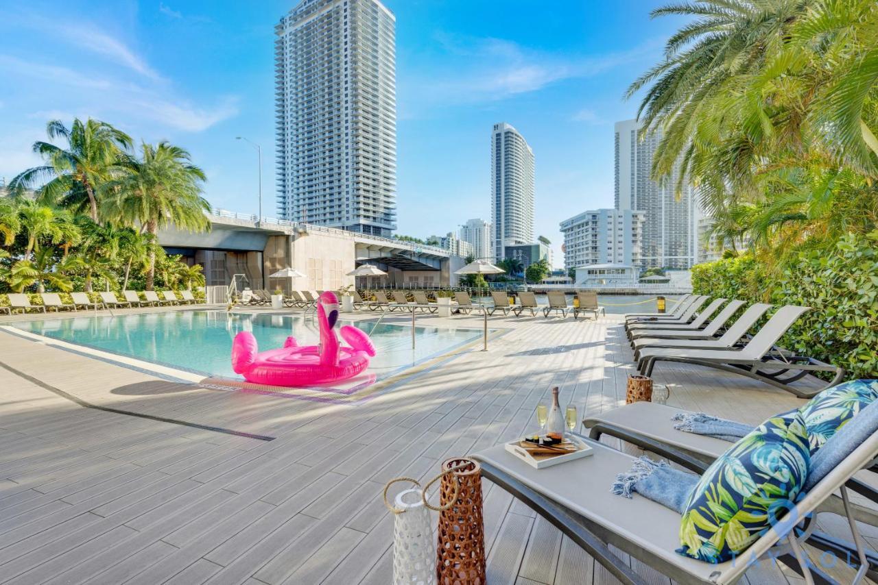 Upper Studio With Balcony,Pool And Gym, Near Beach 할렌데일비치 외부 사진